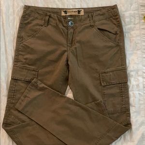 Like new skinny cargo
